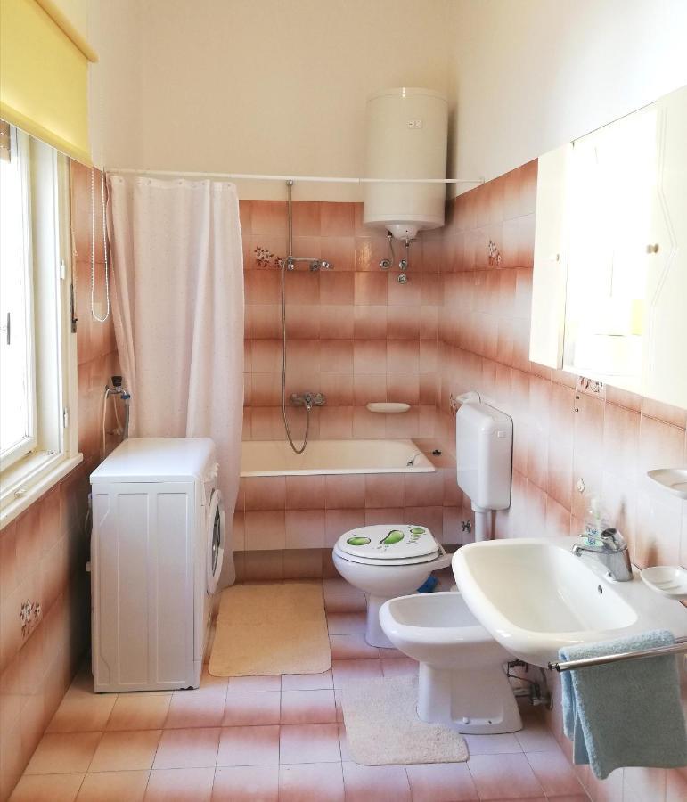 Apartment Branko With Terrace, Old Town Labin Labin  Bagian luar foto