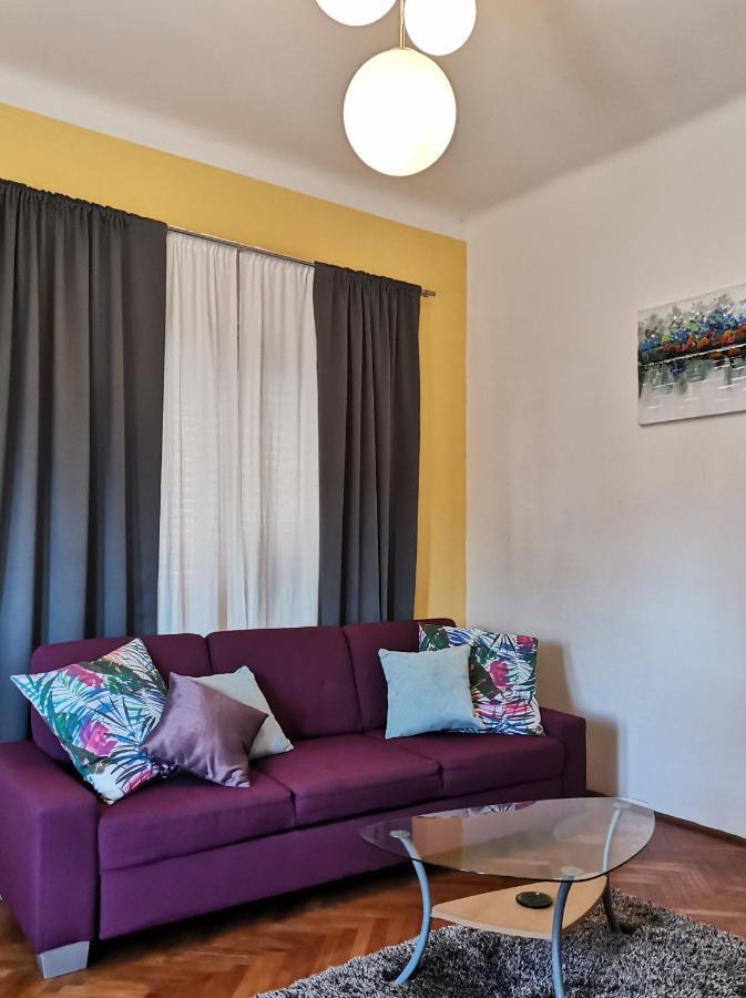 Apartment Branko With Terrace, Old Town Labin Labin  Bagian luar foto