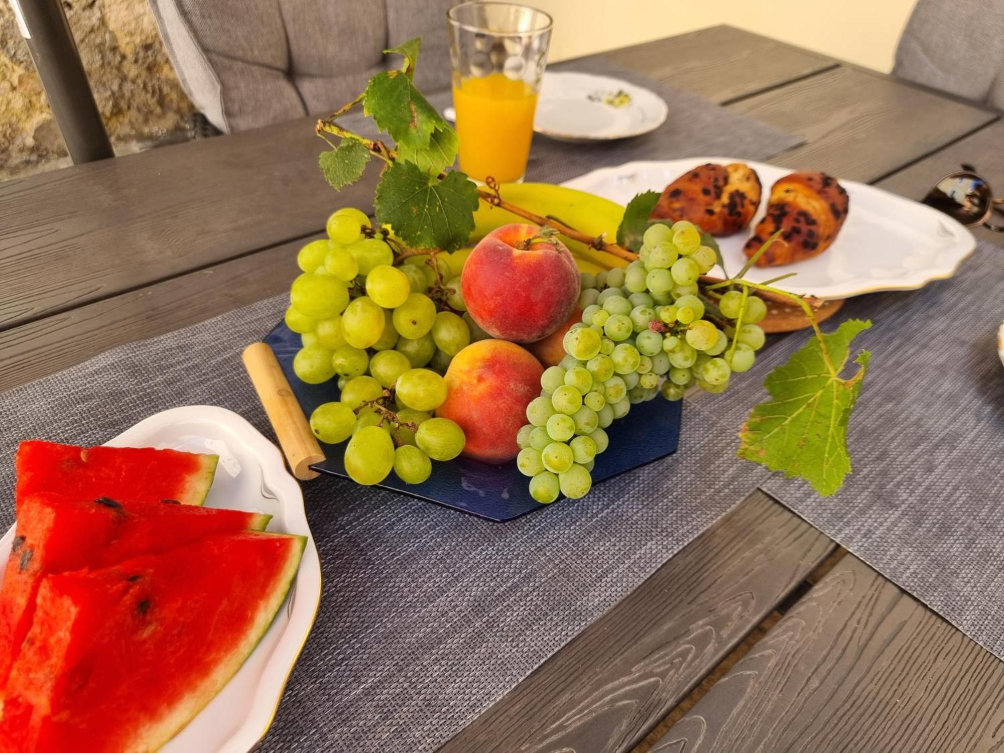 Apartment Branko With Terrace, Old Town Labin Labin  Bagian luar foto